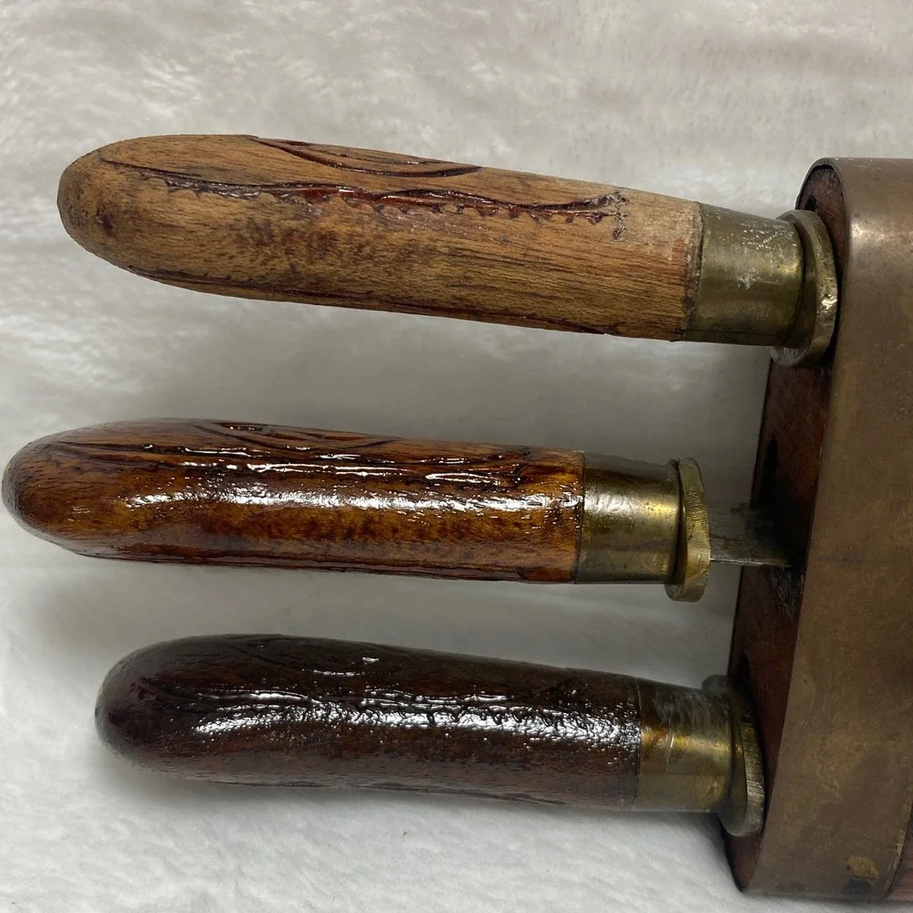 Vintage Carved Wood Steak Knives Set with Box, Antique Serving Knives, Set of‎ 6